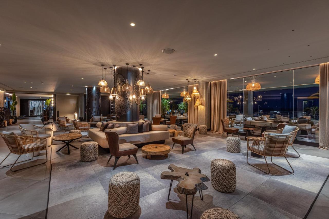 Hotel Faro, A Lopesan Collection Hotel - Adults Only Maspalomas  Exterior foto The lounge at the airport