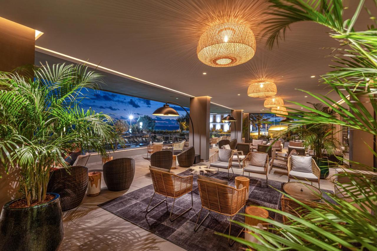 Hotel Faro, A Lopesan Collection Hotel - Adults Only Maspalomas  Exterior foto The lounge at the airport