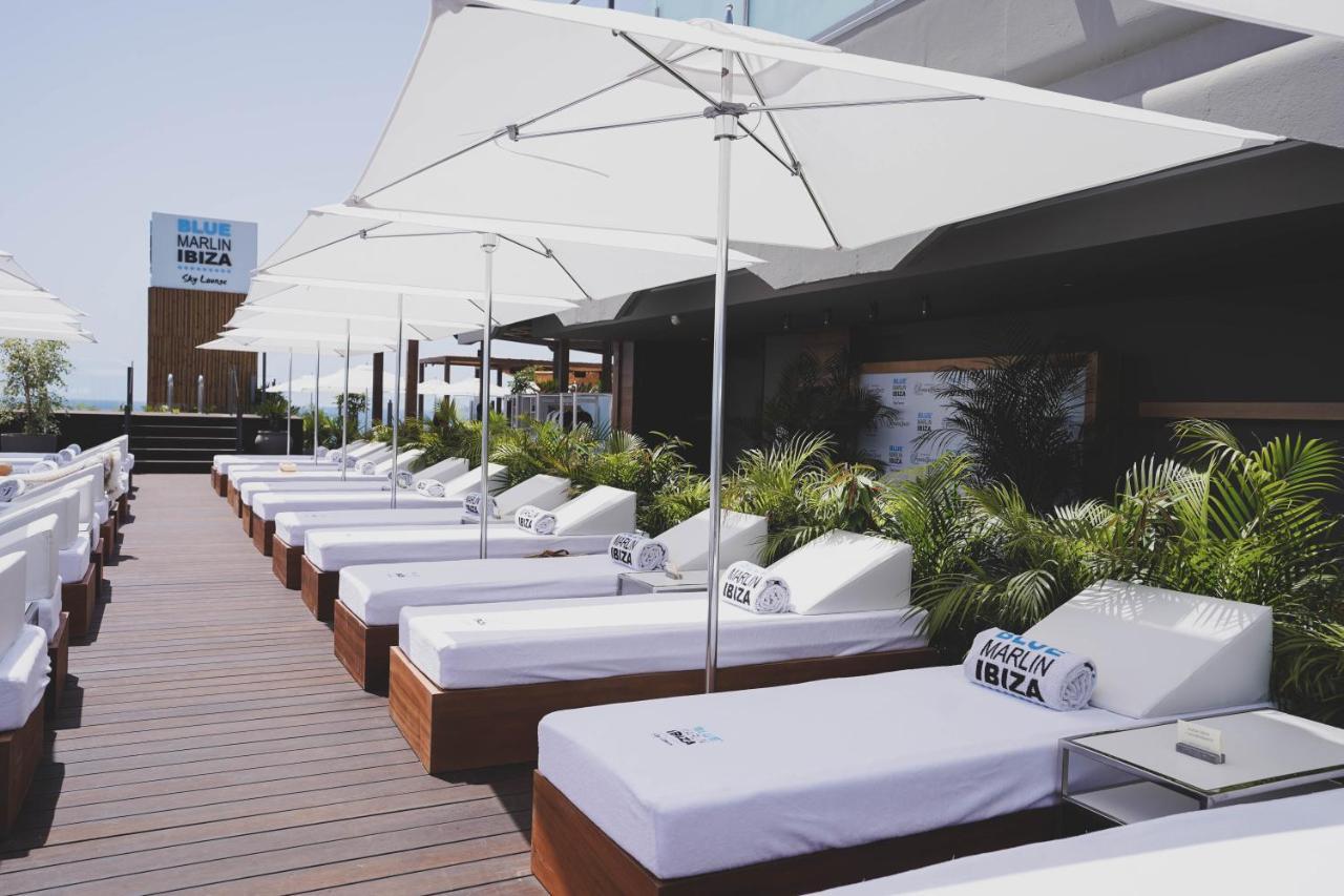 Hotel Faro, A Lopesan Collection Hotel - Adults Only Maspalomas  Exterior foto The hotel's rooftop pool