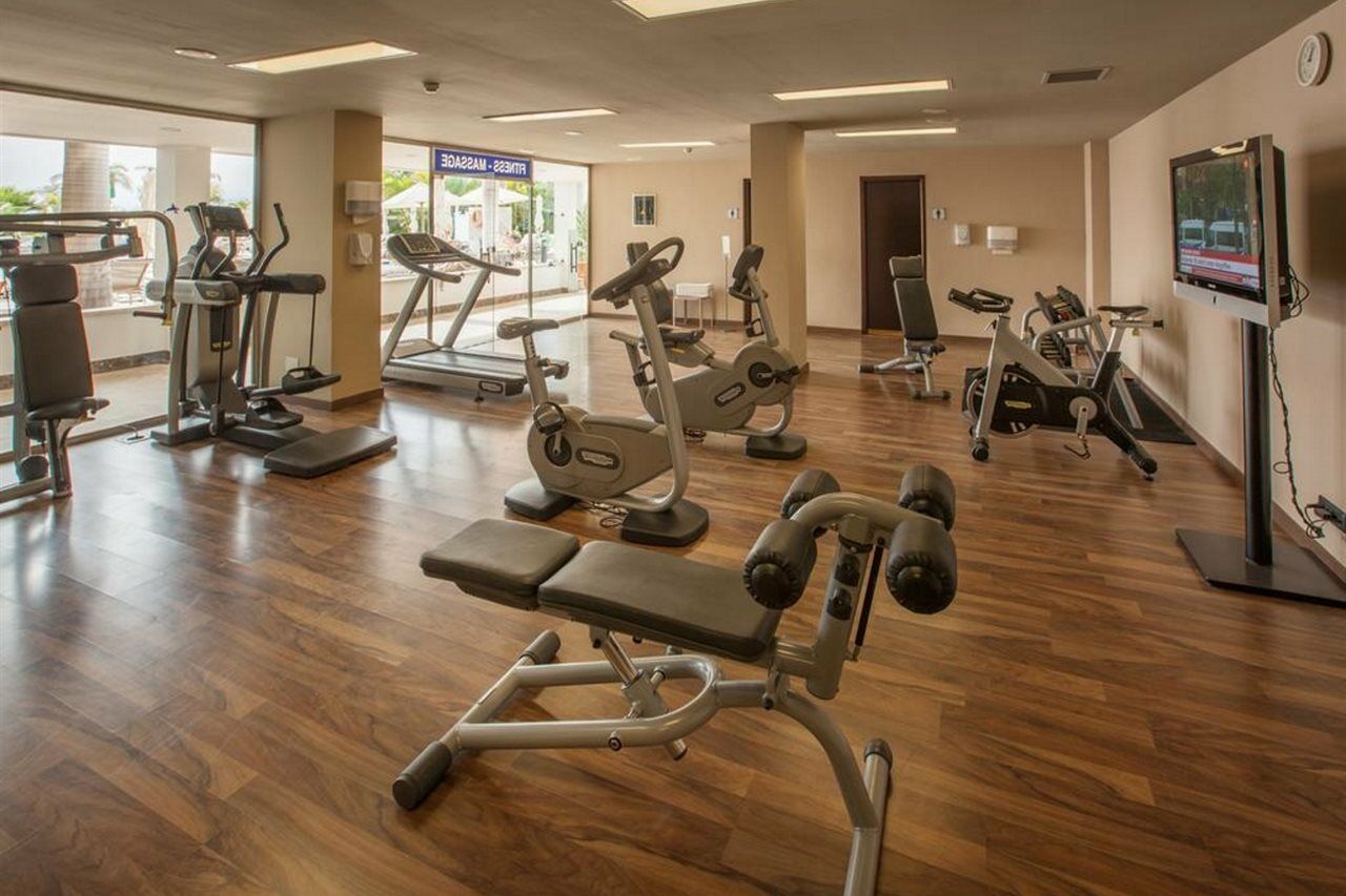 Hotel Faro, A Lopesan Collection Hotel - Adults Only Maspalomas  Exterior foto A gym at a hotel